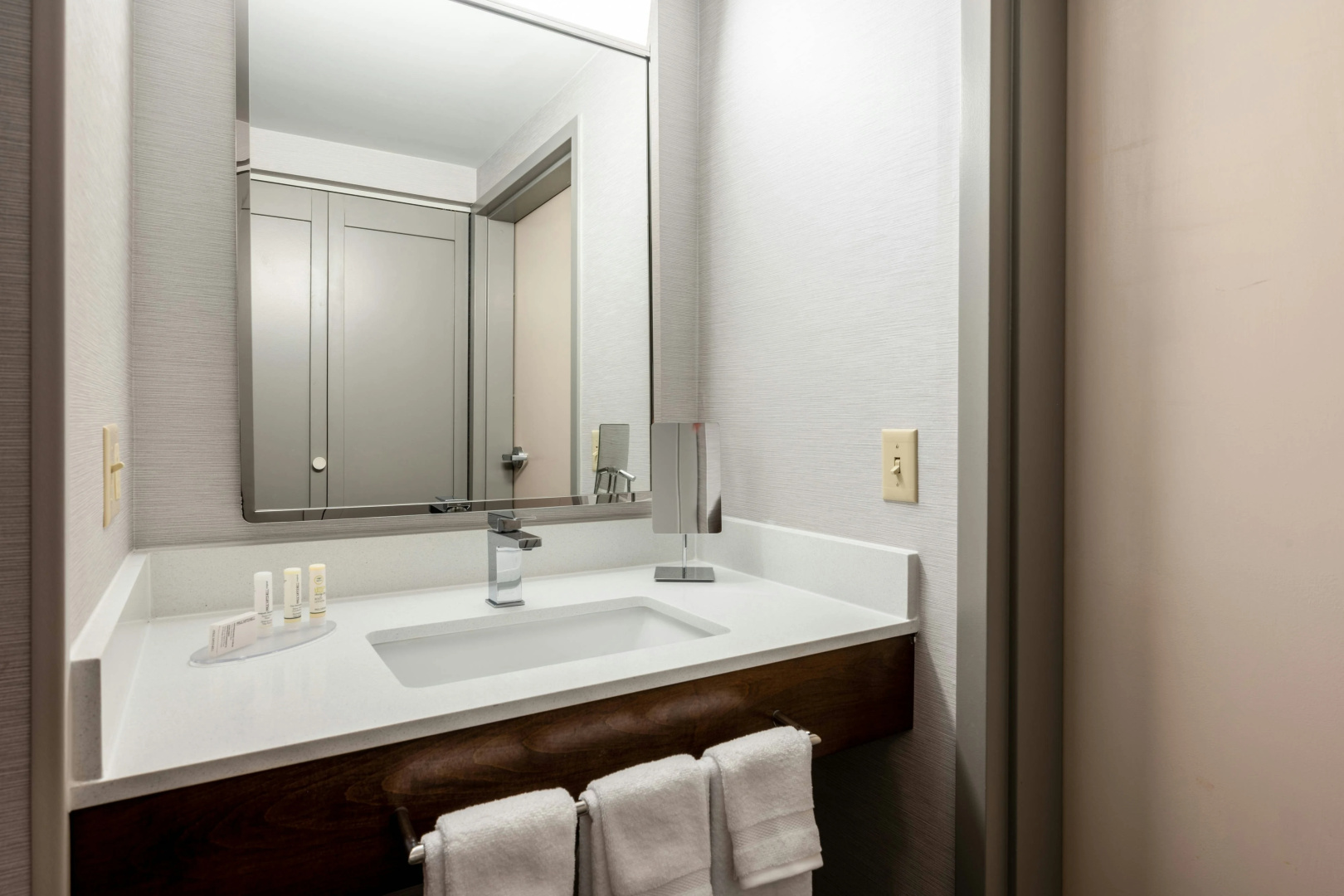 Foto - Courtyard by Marriott Columbus Airport