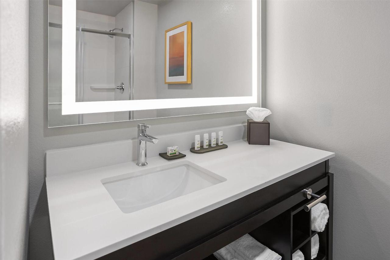 Photo - La Quinta Inn & Suites by Wyndham Phoenix West / Glendale