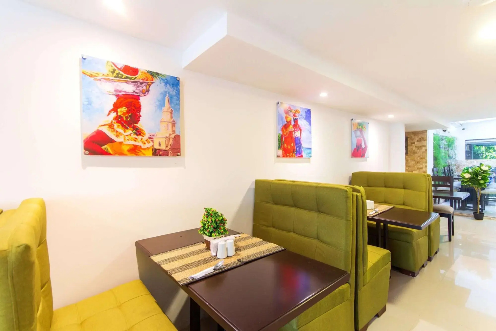 Photo - Hotel Avexi Suites By GEH Suites