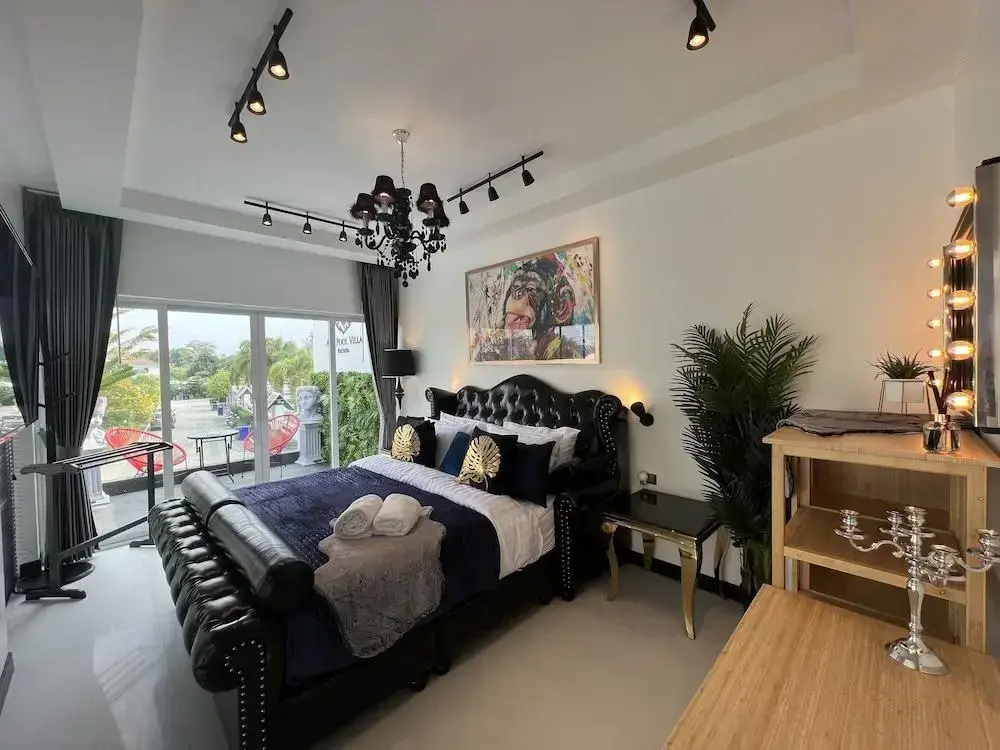 Foto - ART Pool Villa Pattaya 8 Bedroom Grand DELUXE