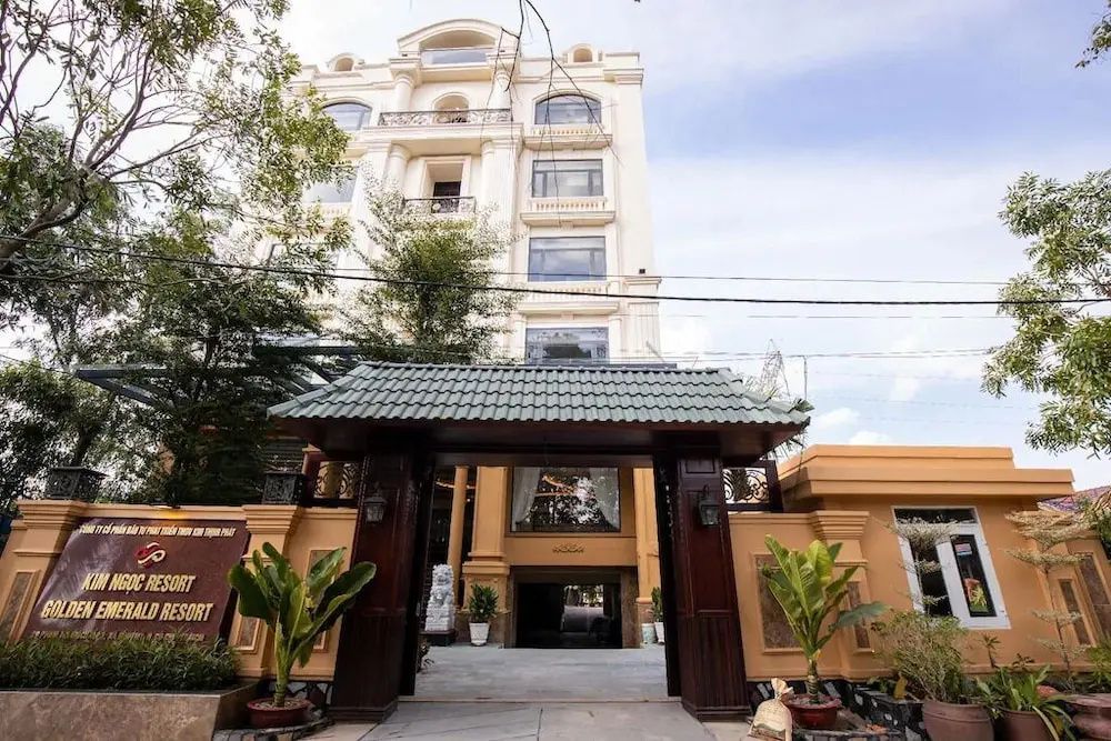 Golden Emerald Resorts