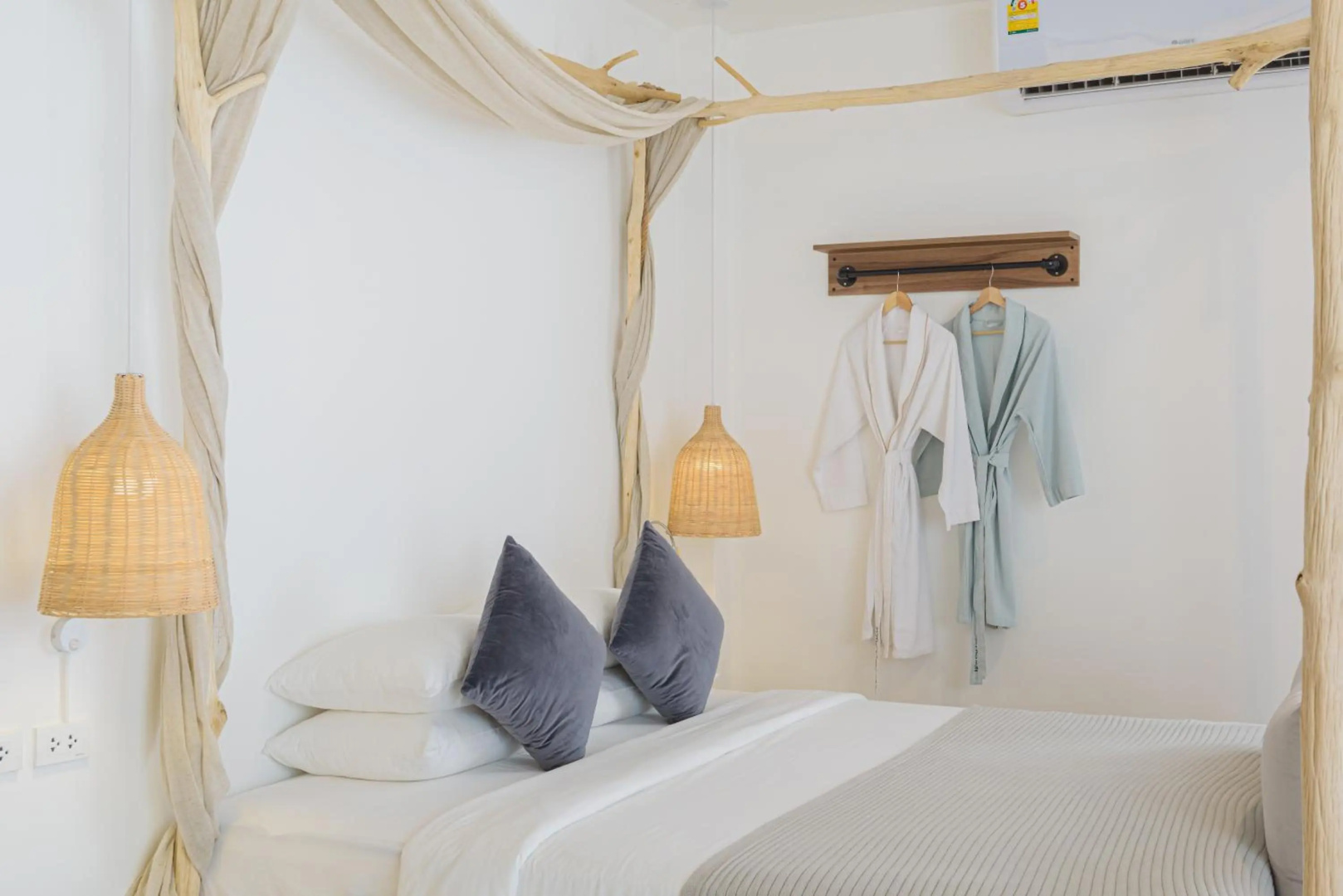 Photo - YOLO Bangkok Boutique Hotel