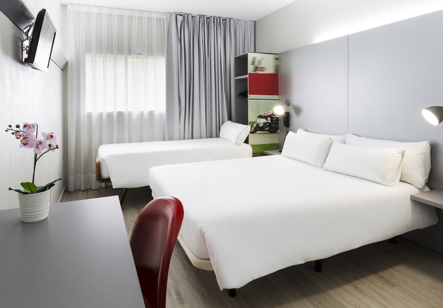 Photo - B&B HOTEL Barcelona Granollers