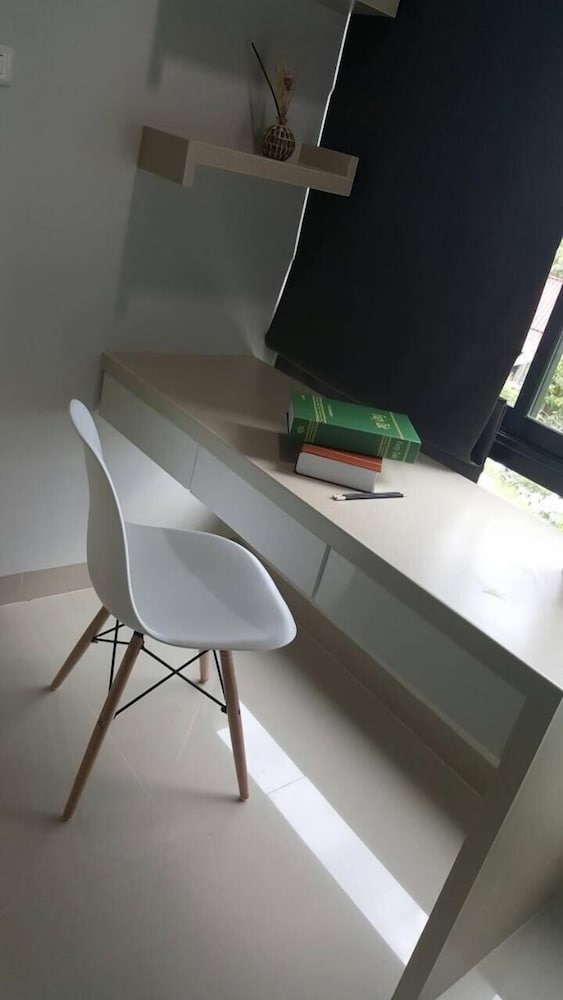 JK Living Hotel and Service Apartment