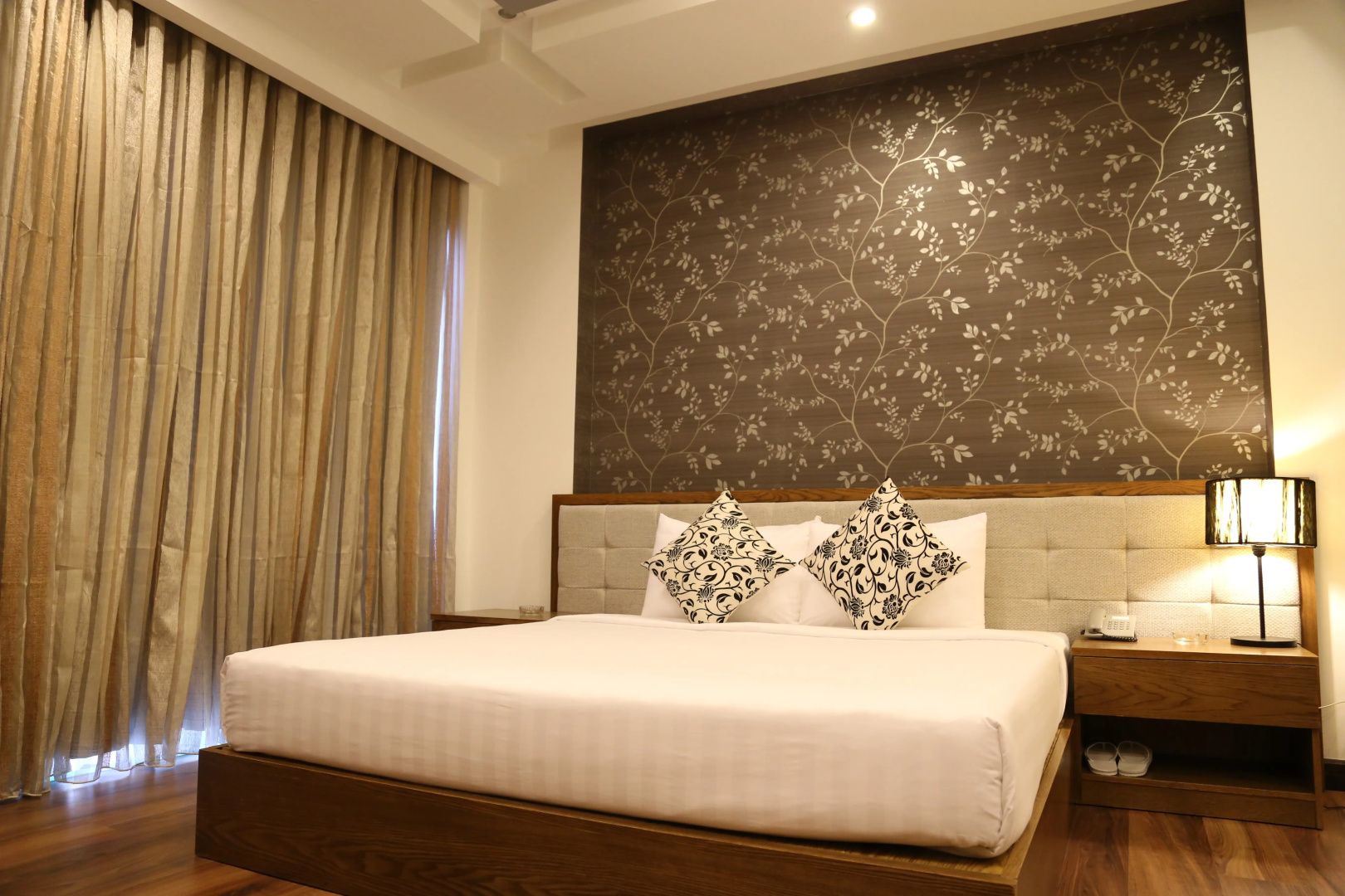 Photo - Valentine Hotel
