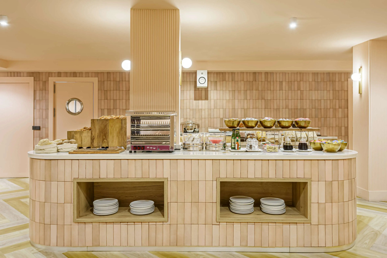 Photo - Room Mate Leo, Granada