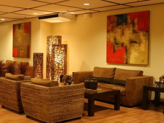 Microtel Inn And Suites Cabanatuan