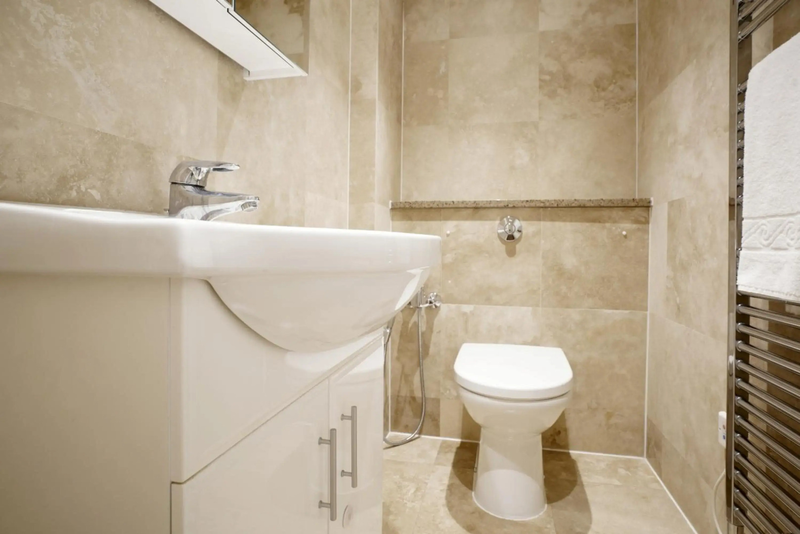 Foto - Queensgate Court Apartments