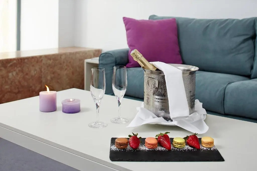 Photo - Occidental Faro