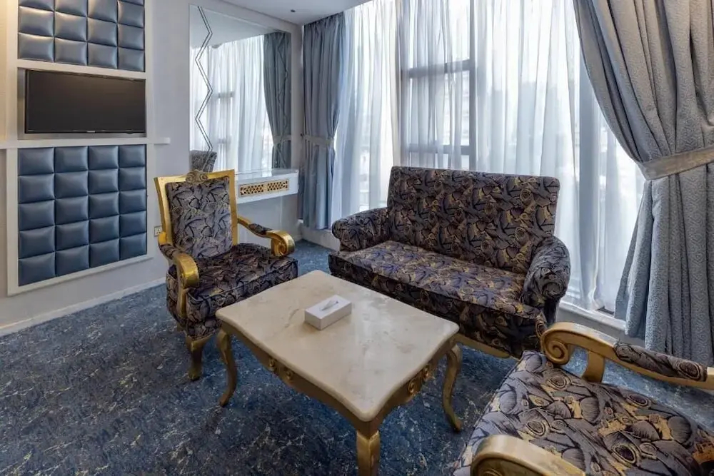 Photo - Montana Al Azizia Hotel