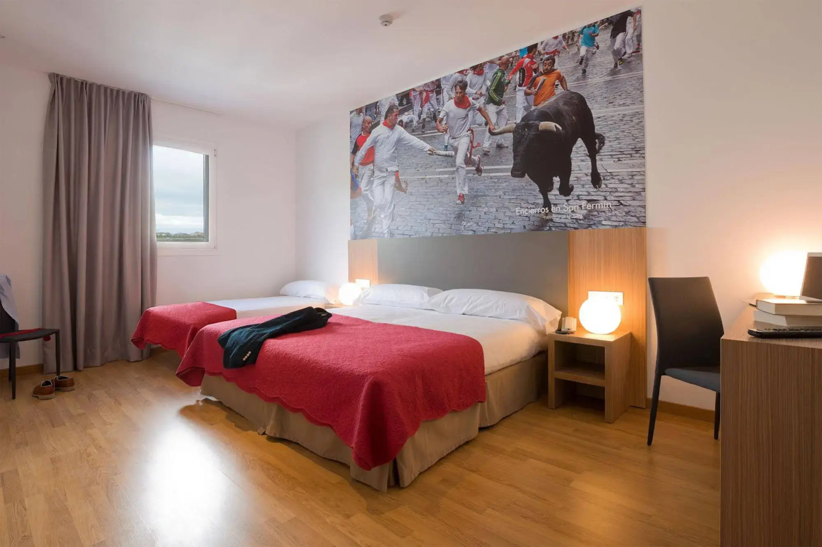 Photo - IRAIPE Pamplona Hostal Auto Check-in