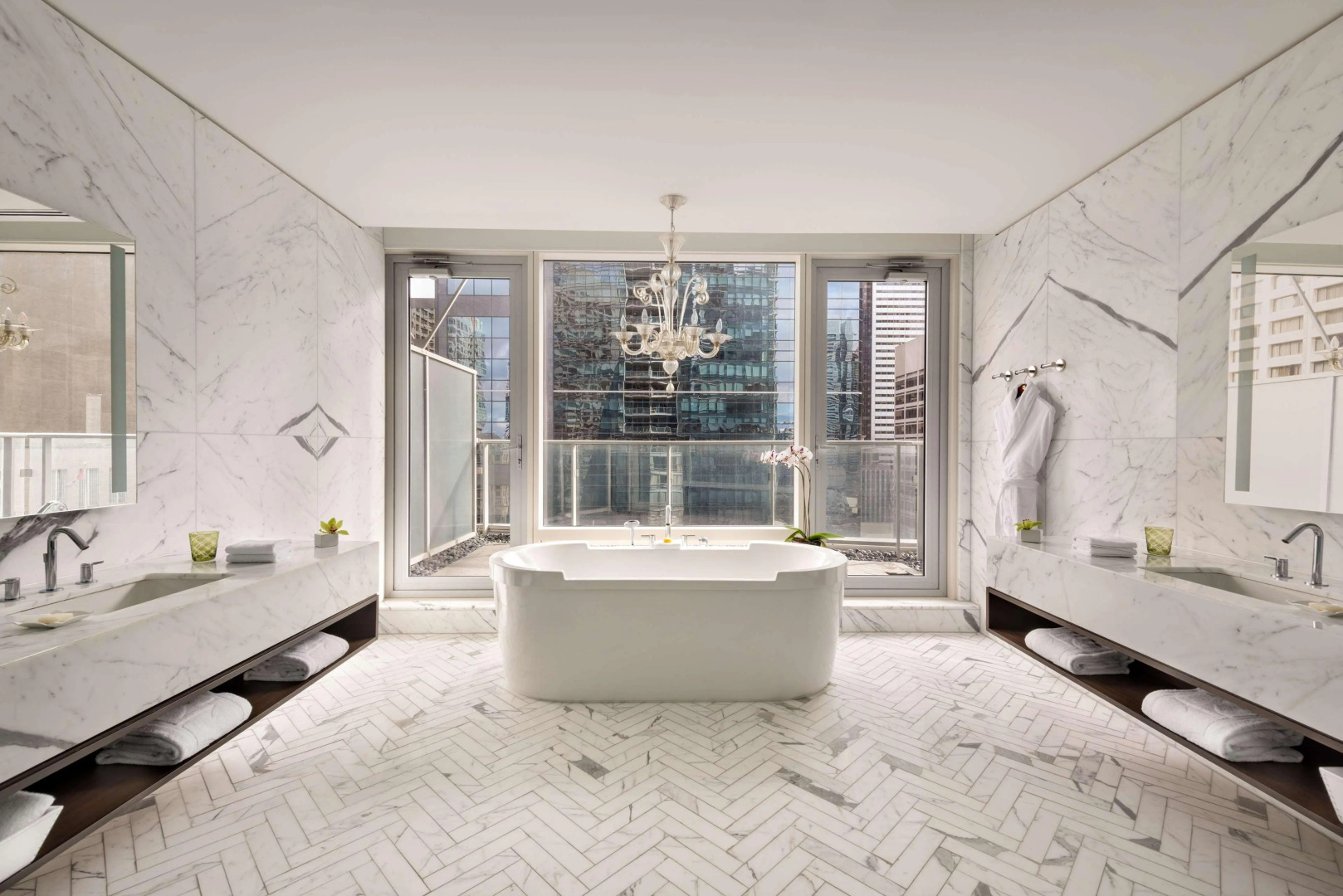 Photo - Shangri-La Toronto