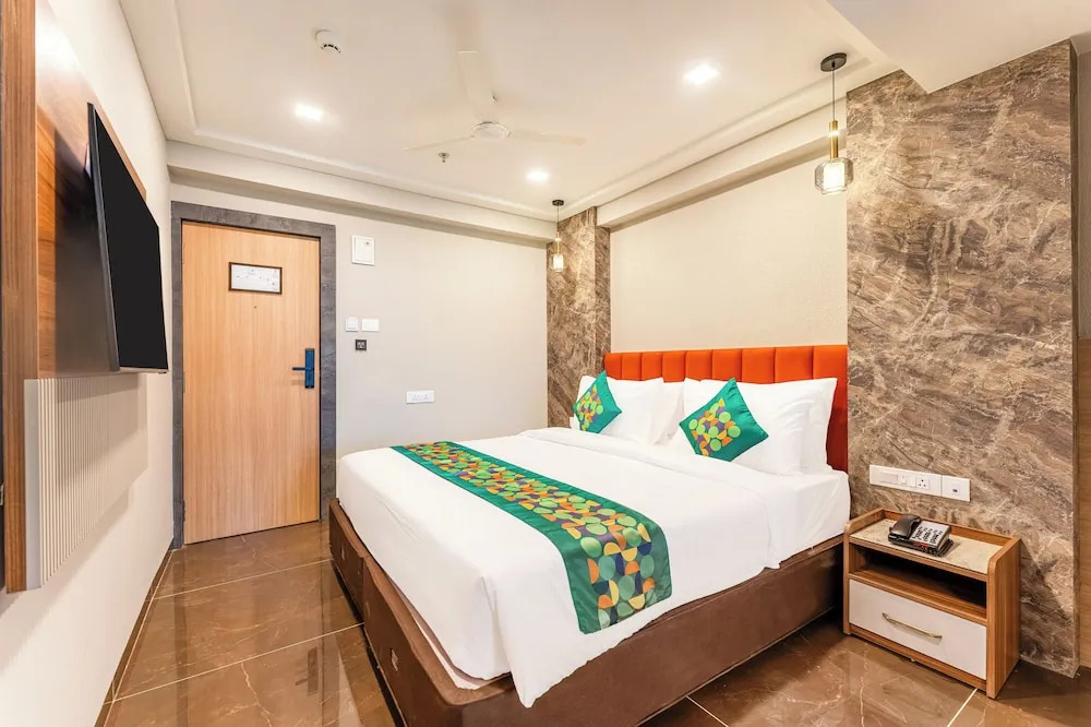 Photo - Treebo Premium Nagpur Automotive Square