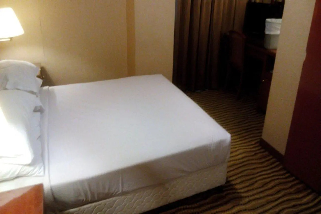 Photo - Oxford Hotel