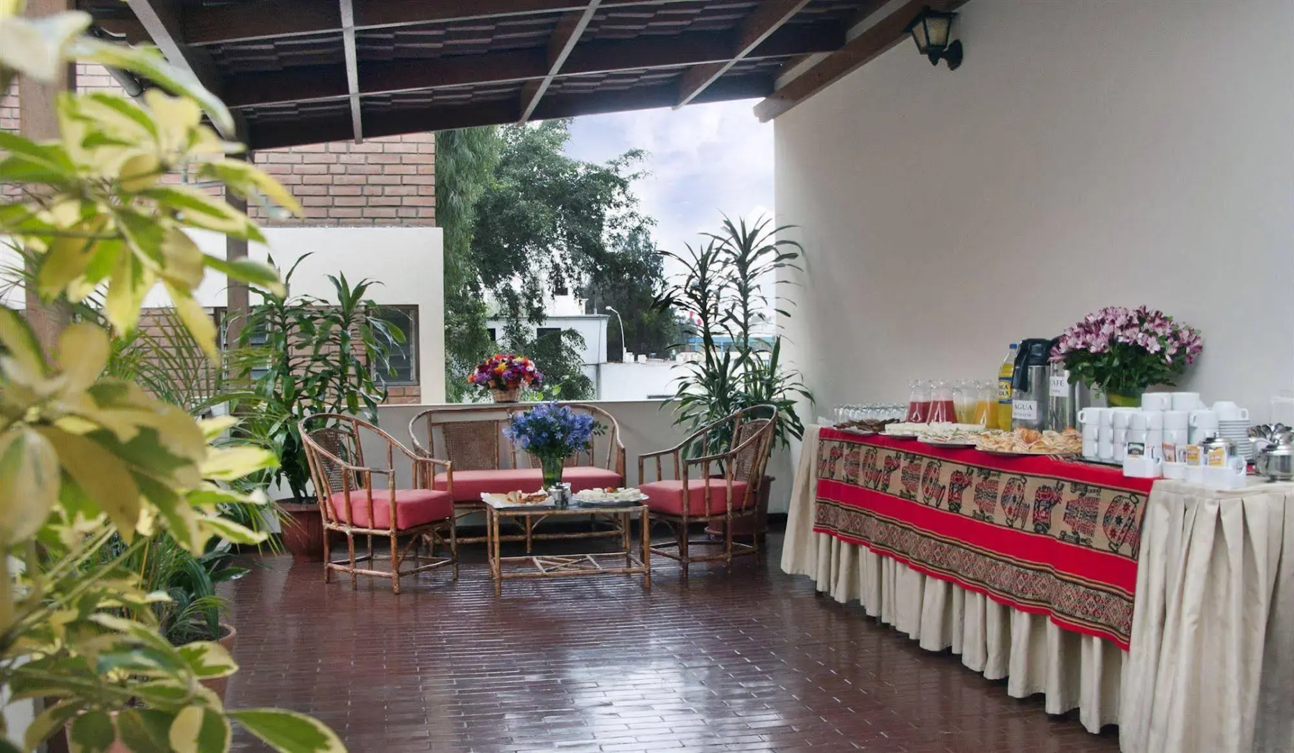 Photo - Hotel San Isidro Inn