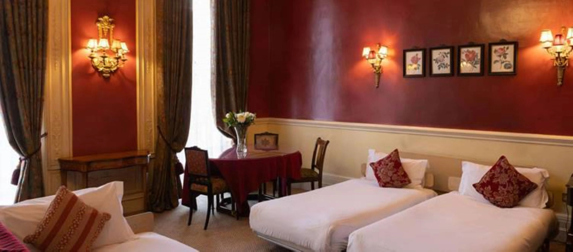 Photo - The Leonard Hotel