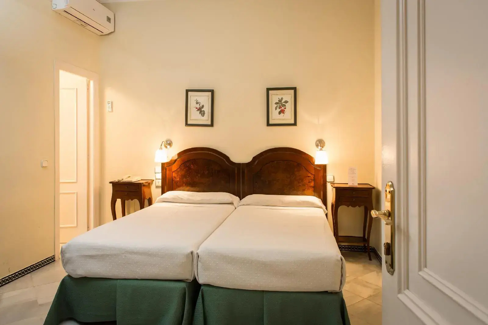 Photo - Hotel Abril