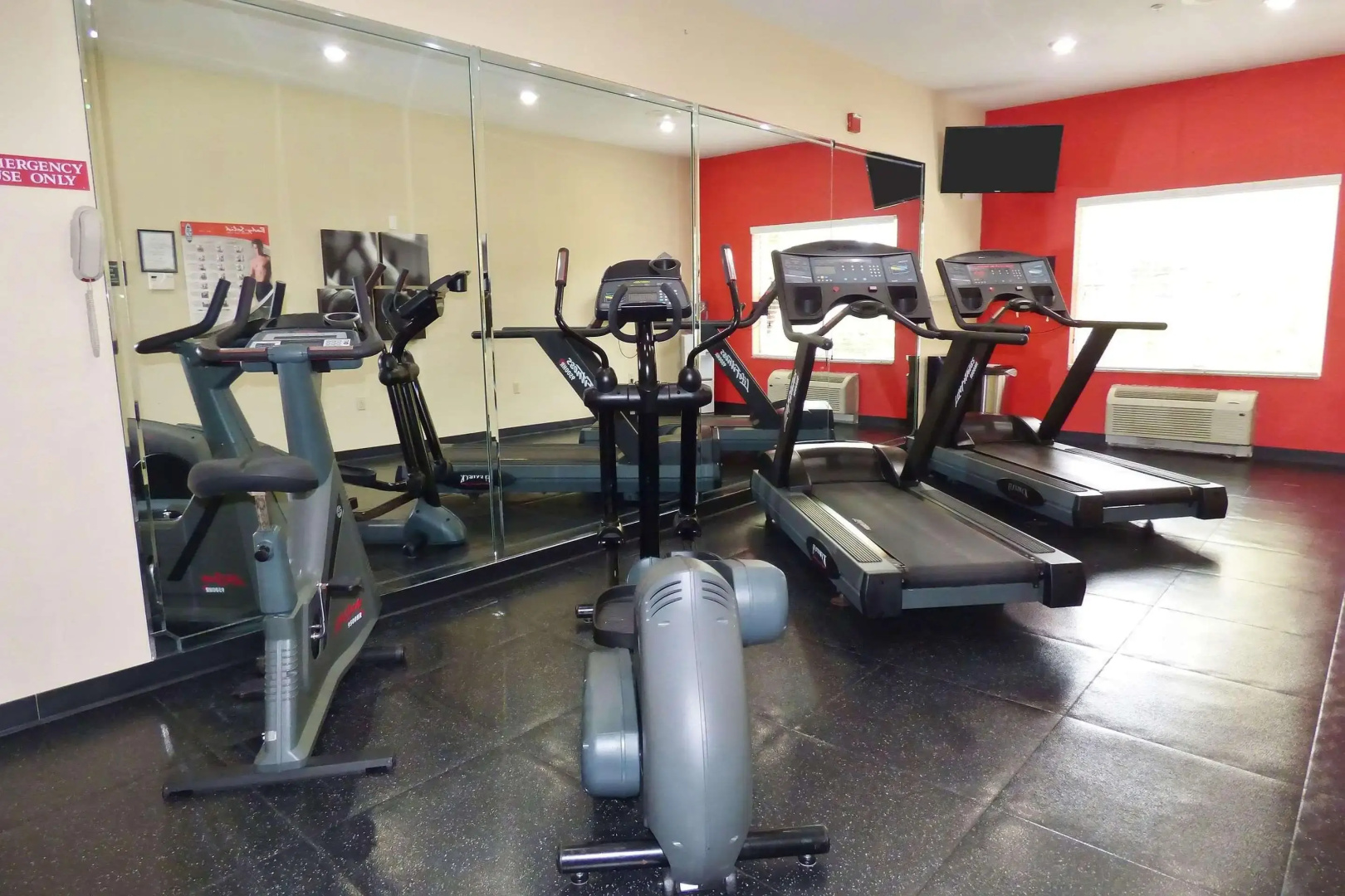 Photo - Country Inn & Suites by Radisson, Tampa/Brandon, FL