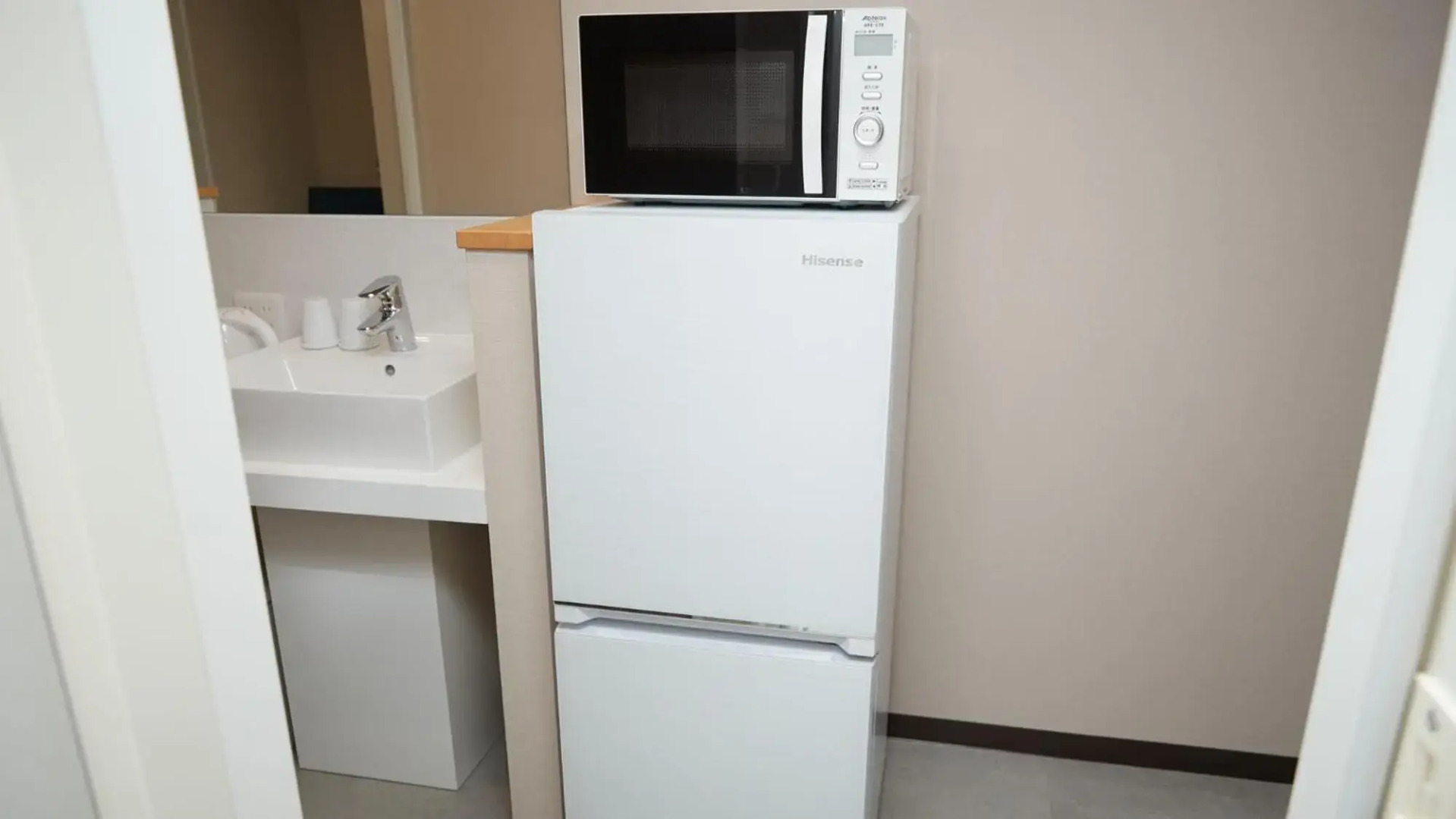 Foto - New Normal Hotel in MATSUYAMA ニューノーマルホテルイン松山