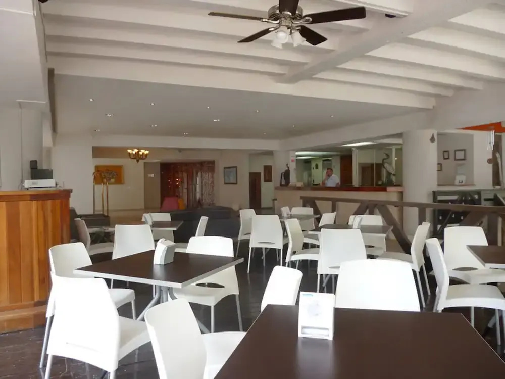 Foto - Hotel Tower House Suites