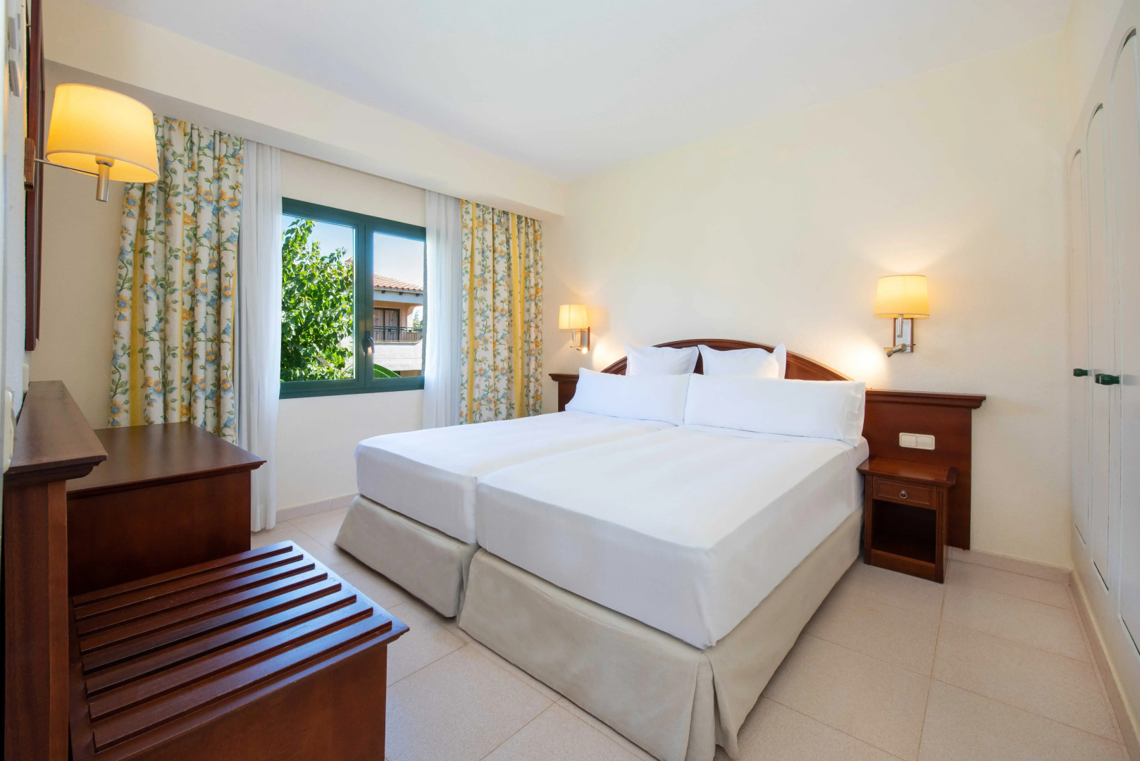 Photo - Valentin Son Bou