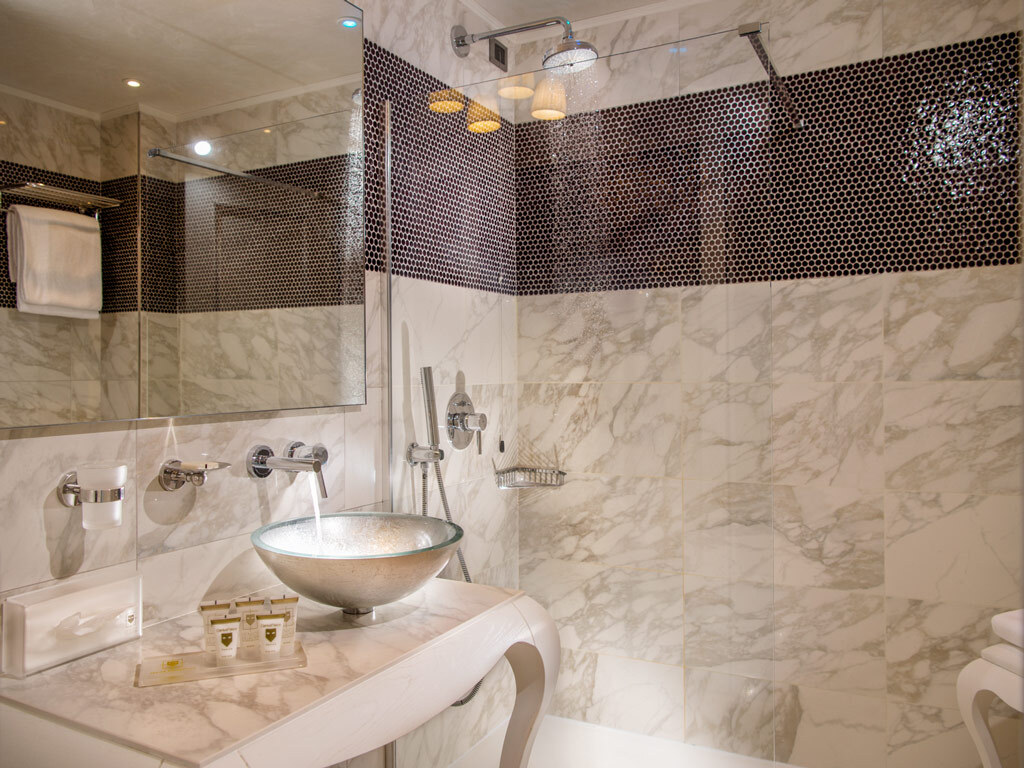 Photo - Carnival Palace - Venice Collection