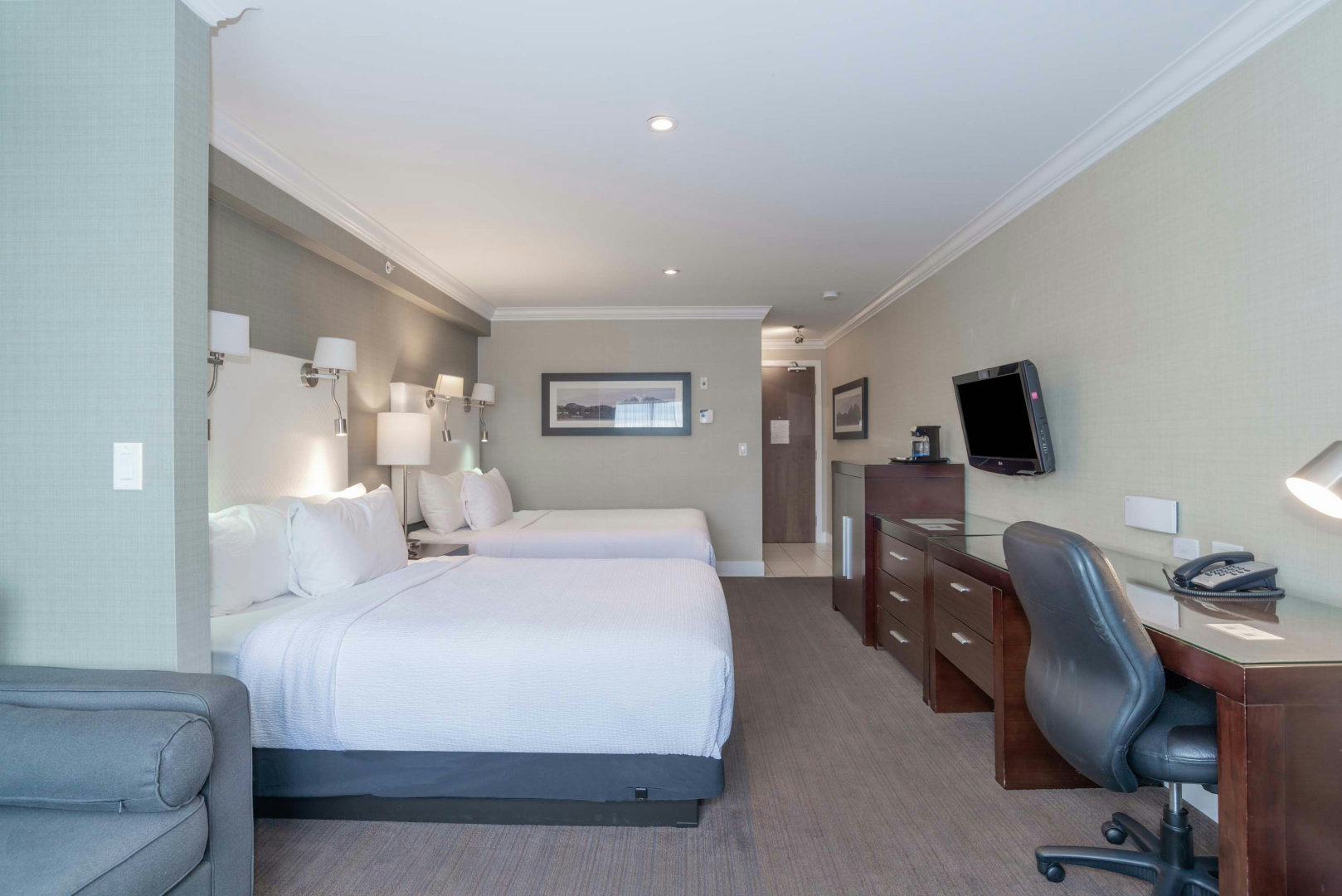 Photo - Sandman Signature Langley Hotel