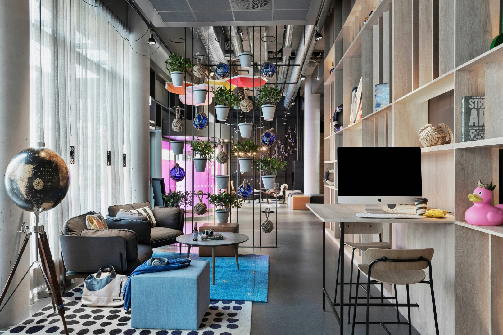 Photo - Moxy Bergen