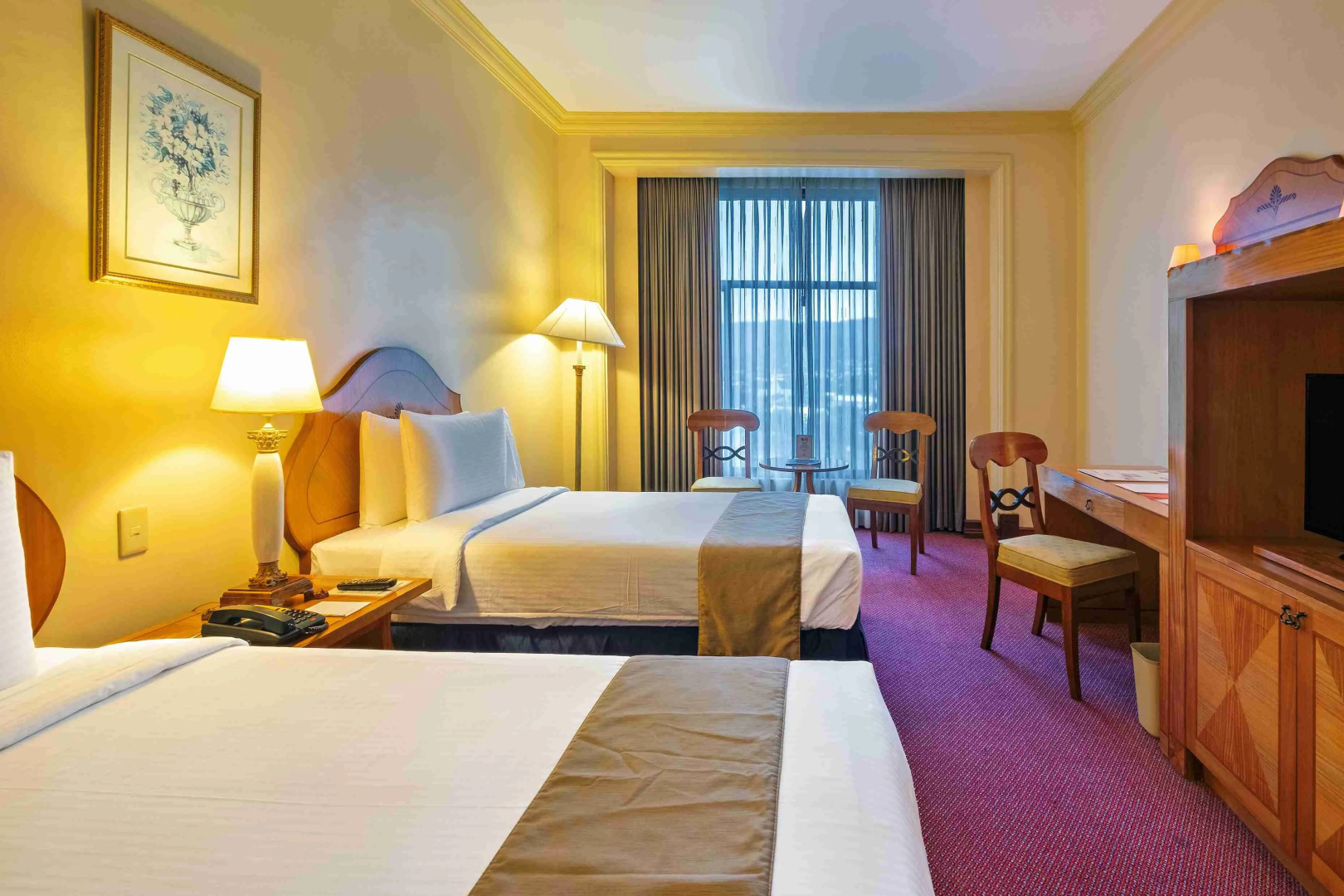 Photo - Waterfront Cebu City Hotel & Casino