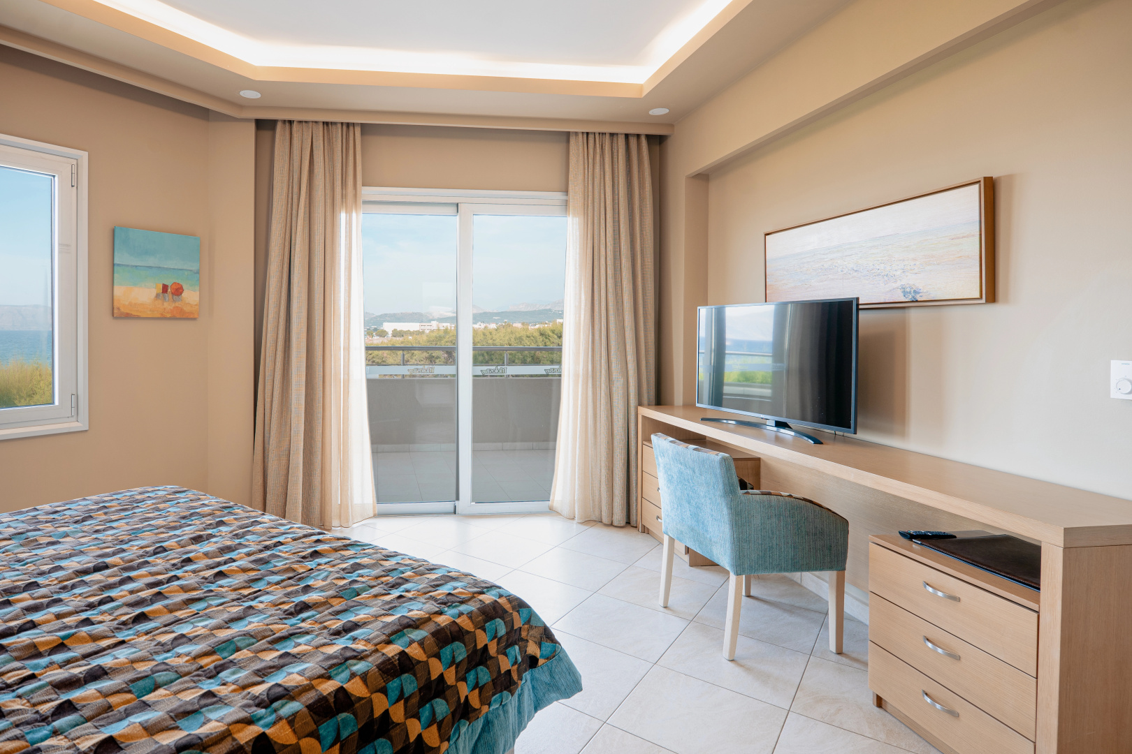 Photo - Molos Bay Hotel
