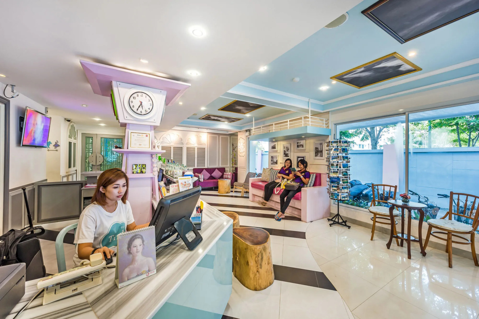 Foto - The Tint At Phuket Town - SHA Plus