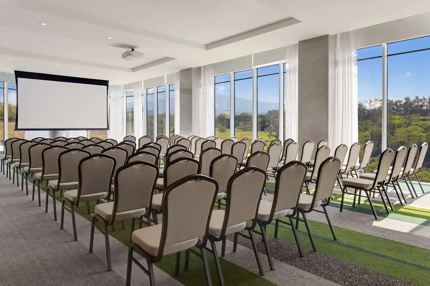 Foto - Hilton Garden Inn San Jose Airport City Mall