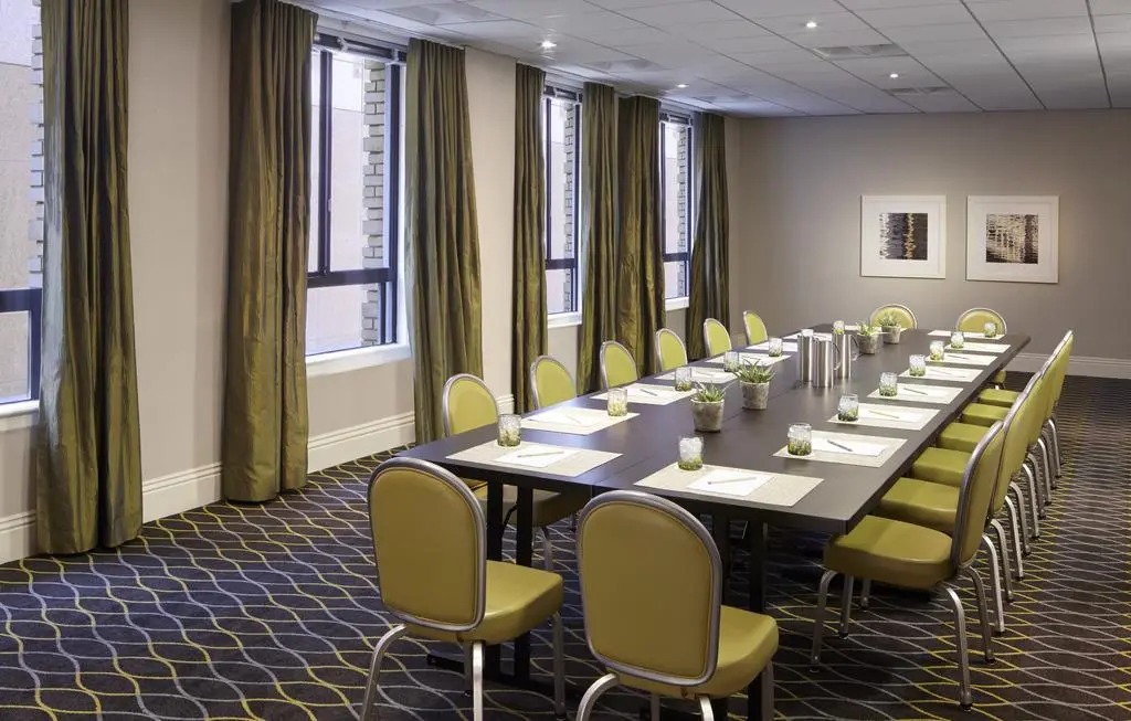 Photo - Galleria Park Hotel