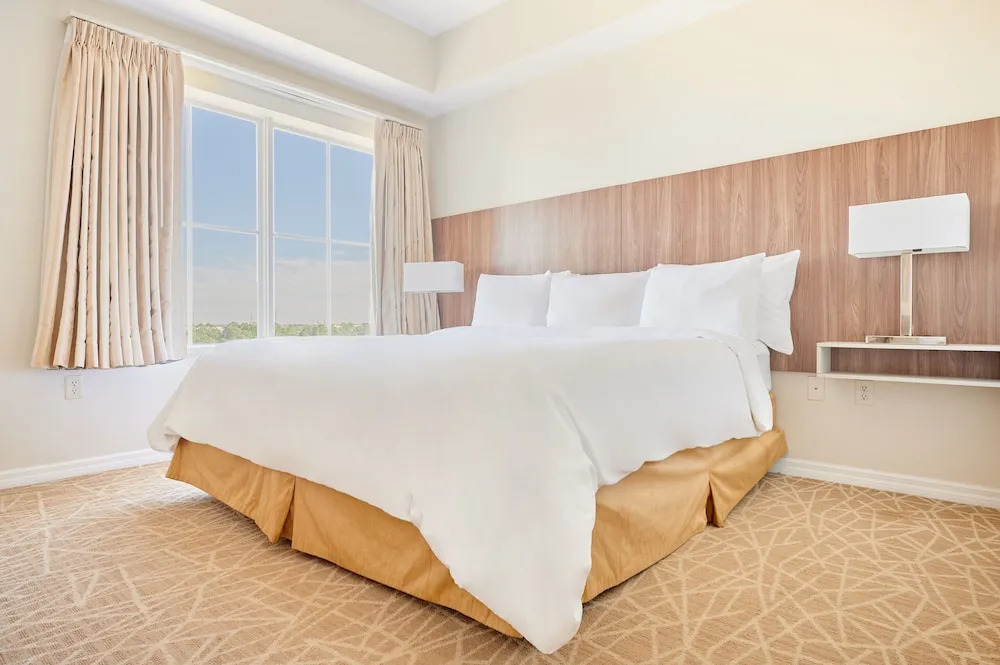 Photo - The Point by Edge