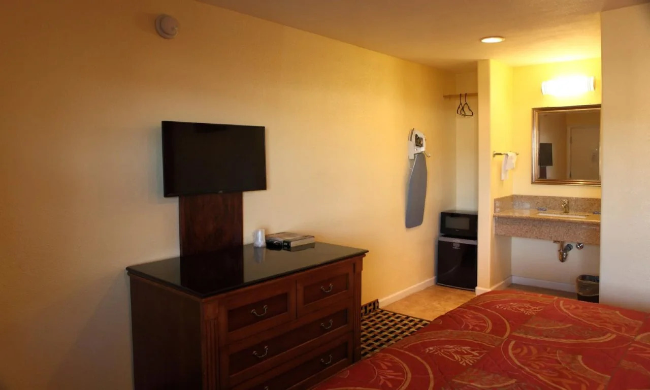 Photo - Bay Breeze Inn