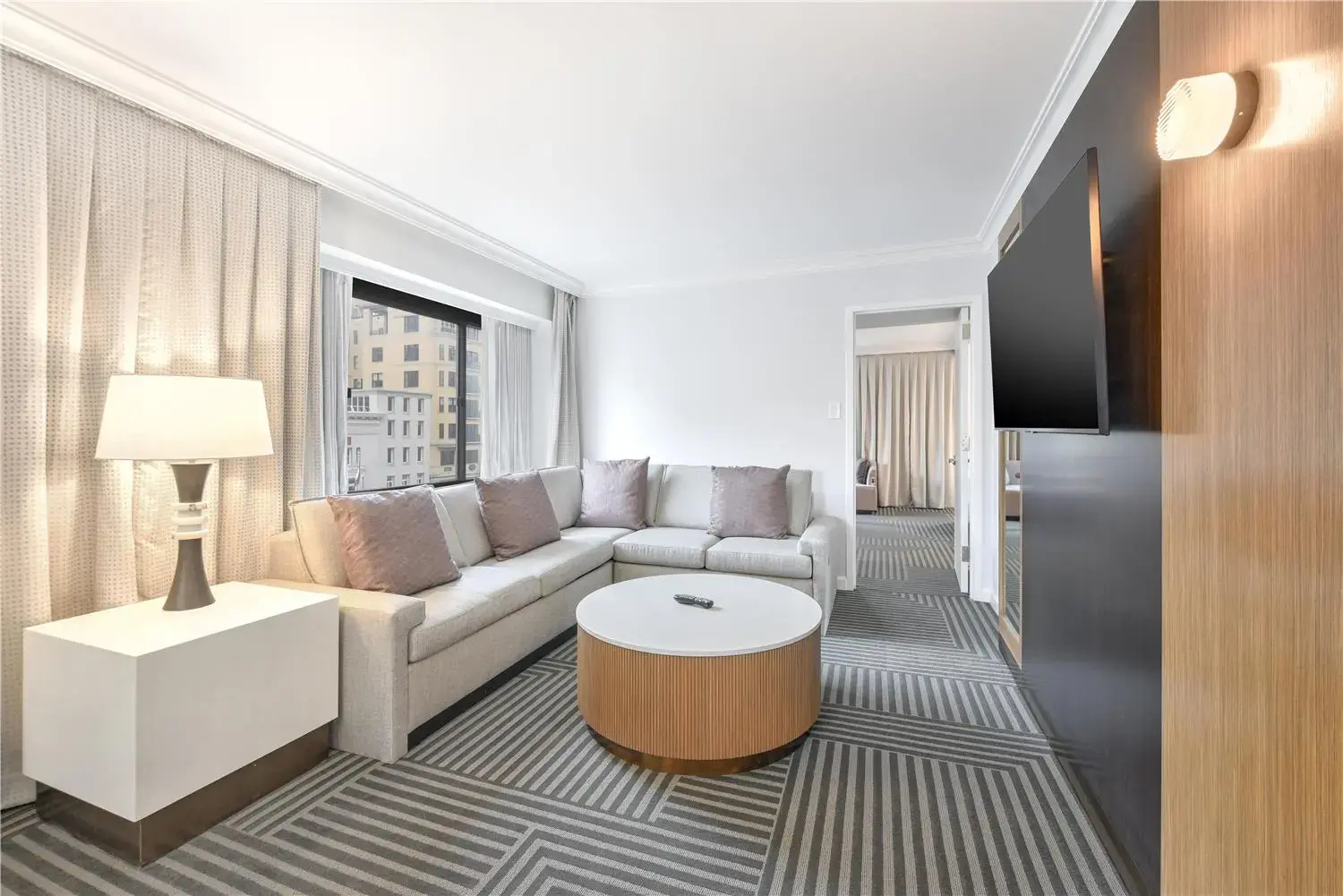 Photo - Capital Hilton