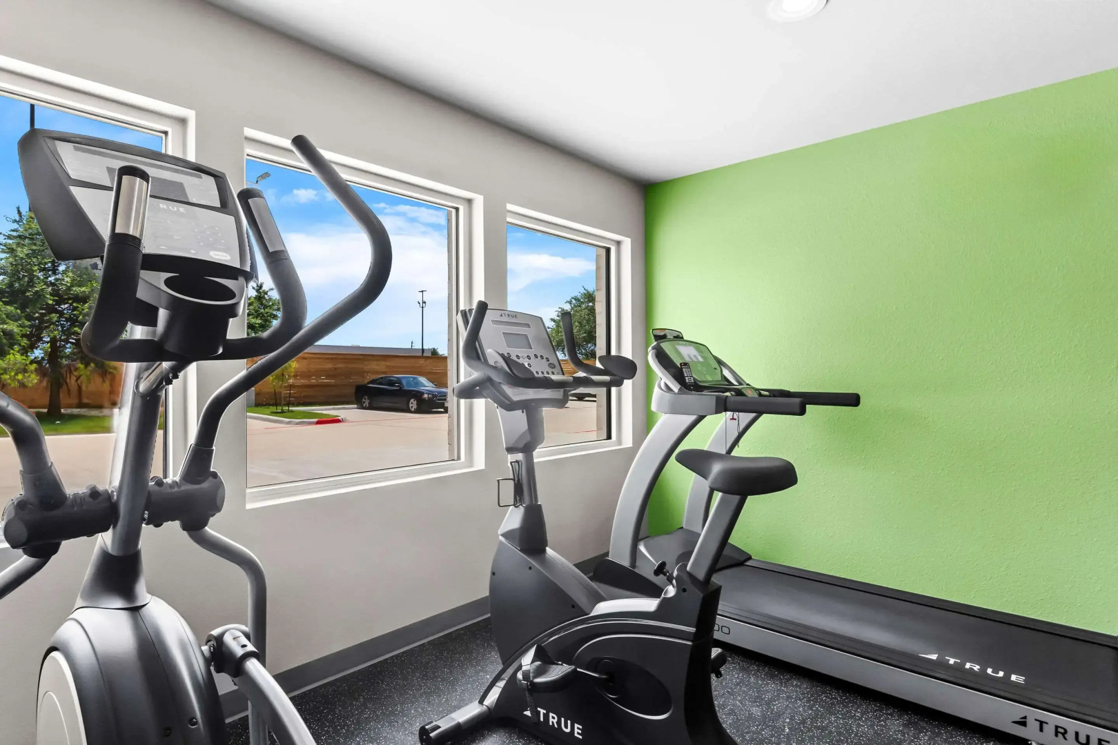 Photo - WoodSpring Suites South Houston Hobby