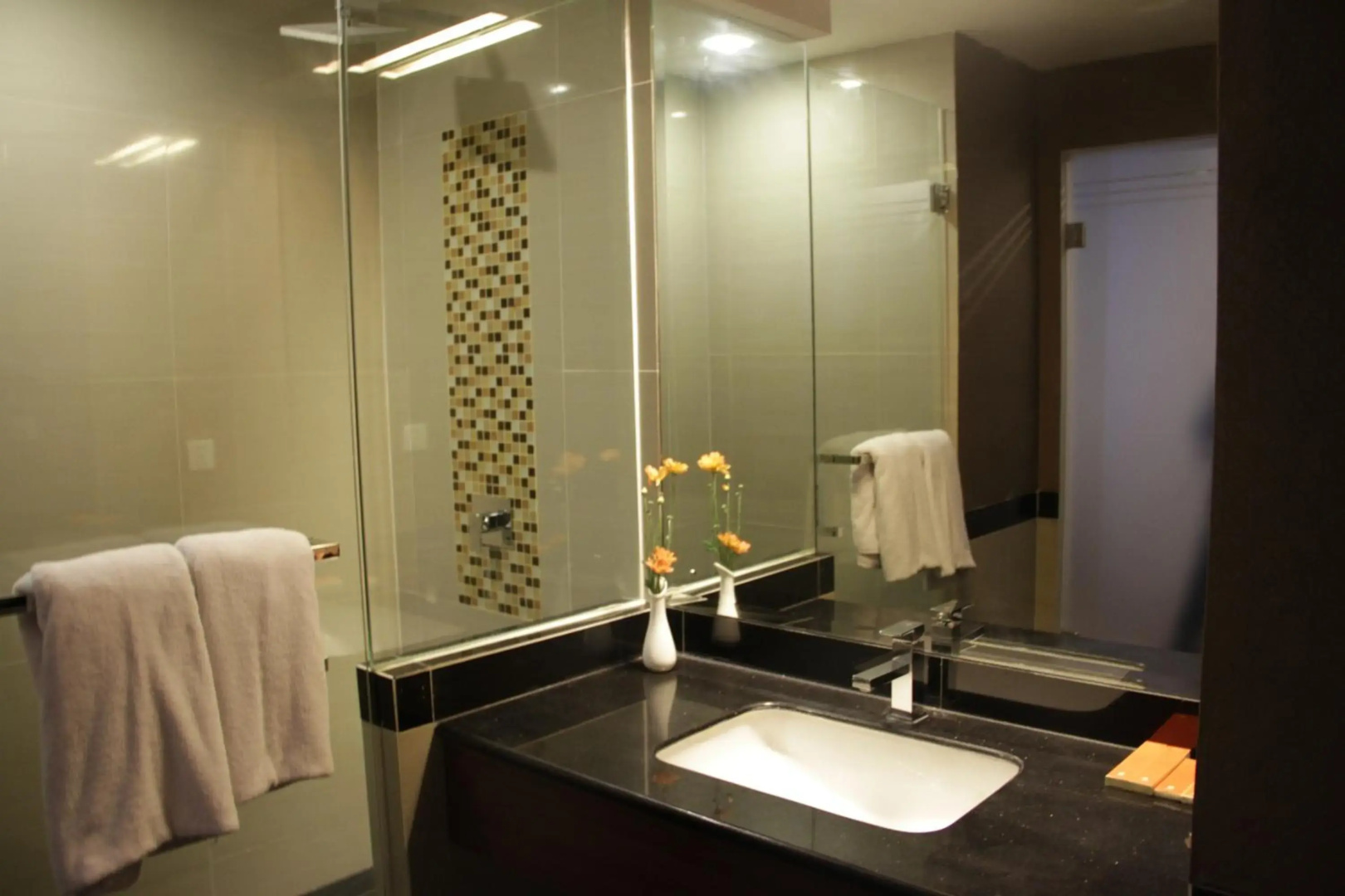 Foto - Cavinton Hotel Malioboro Yogyakarta by Tritama Hospitality