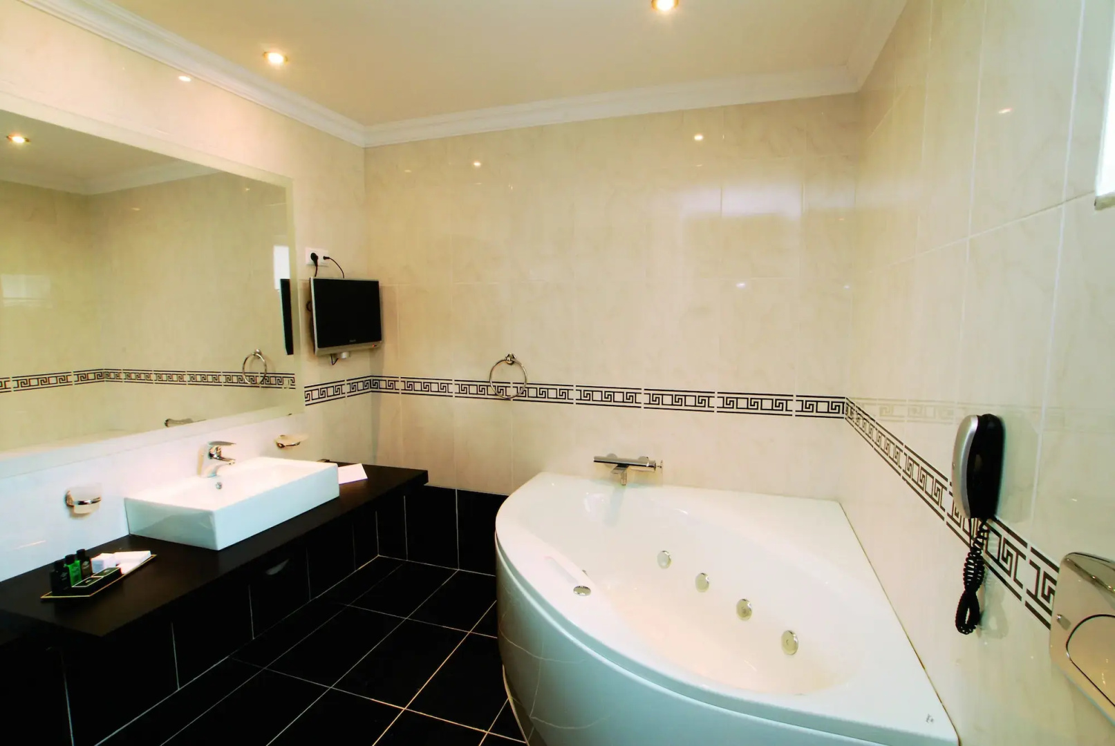Photo - Olympia Golden Beach & Spa