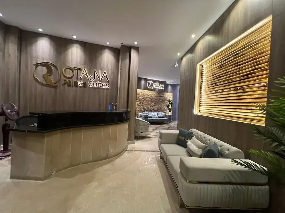 Foto - Rotana Palace Suites