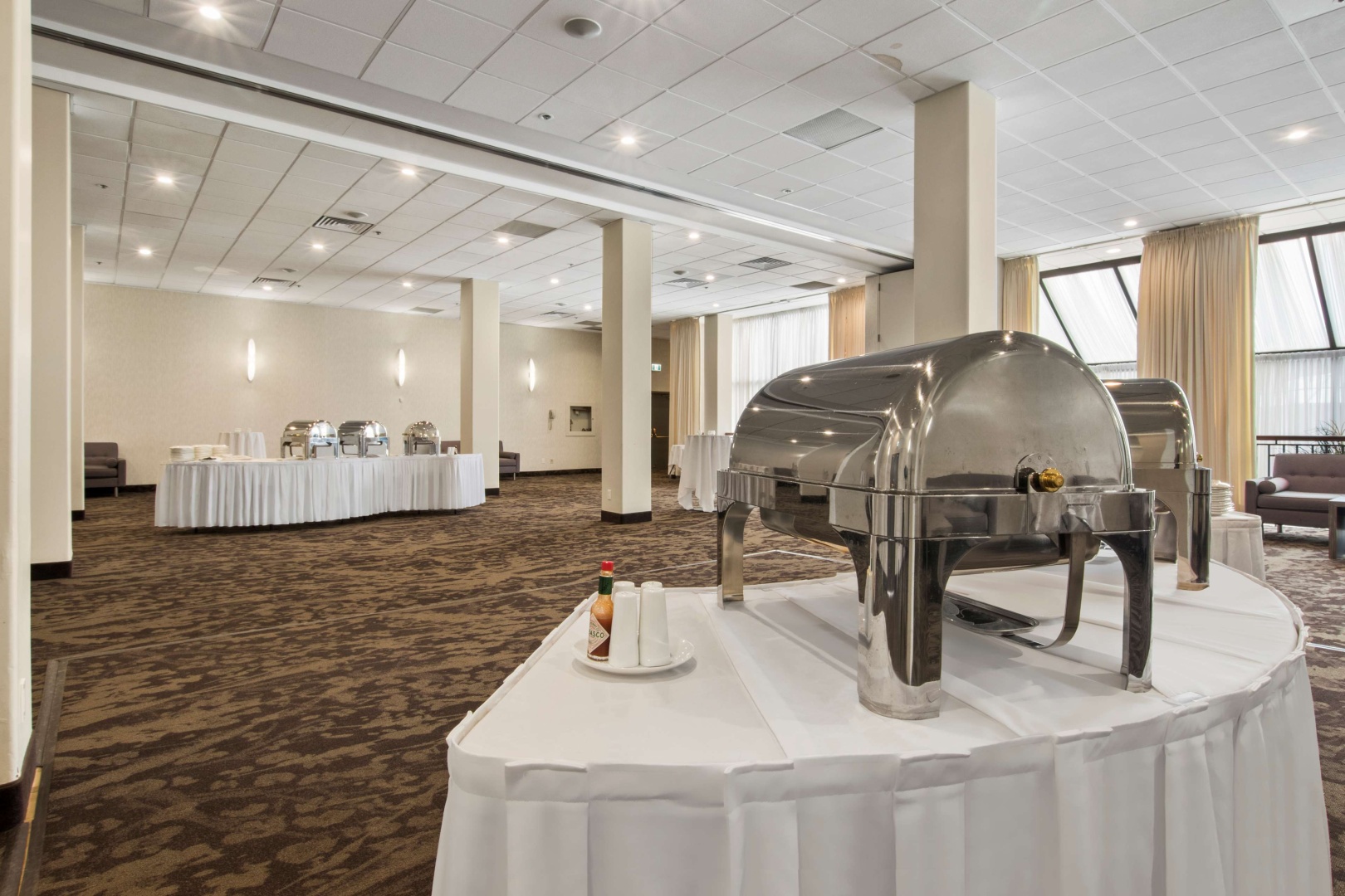 Photo - Best Western Premier Calgary Plaza Hotel & Conference Centre