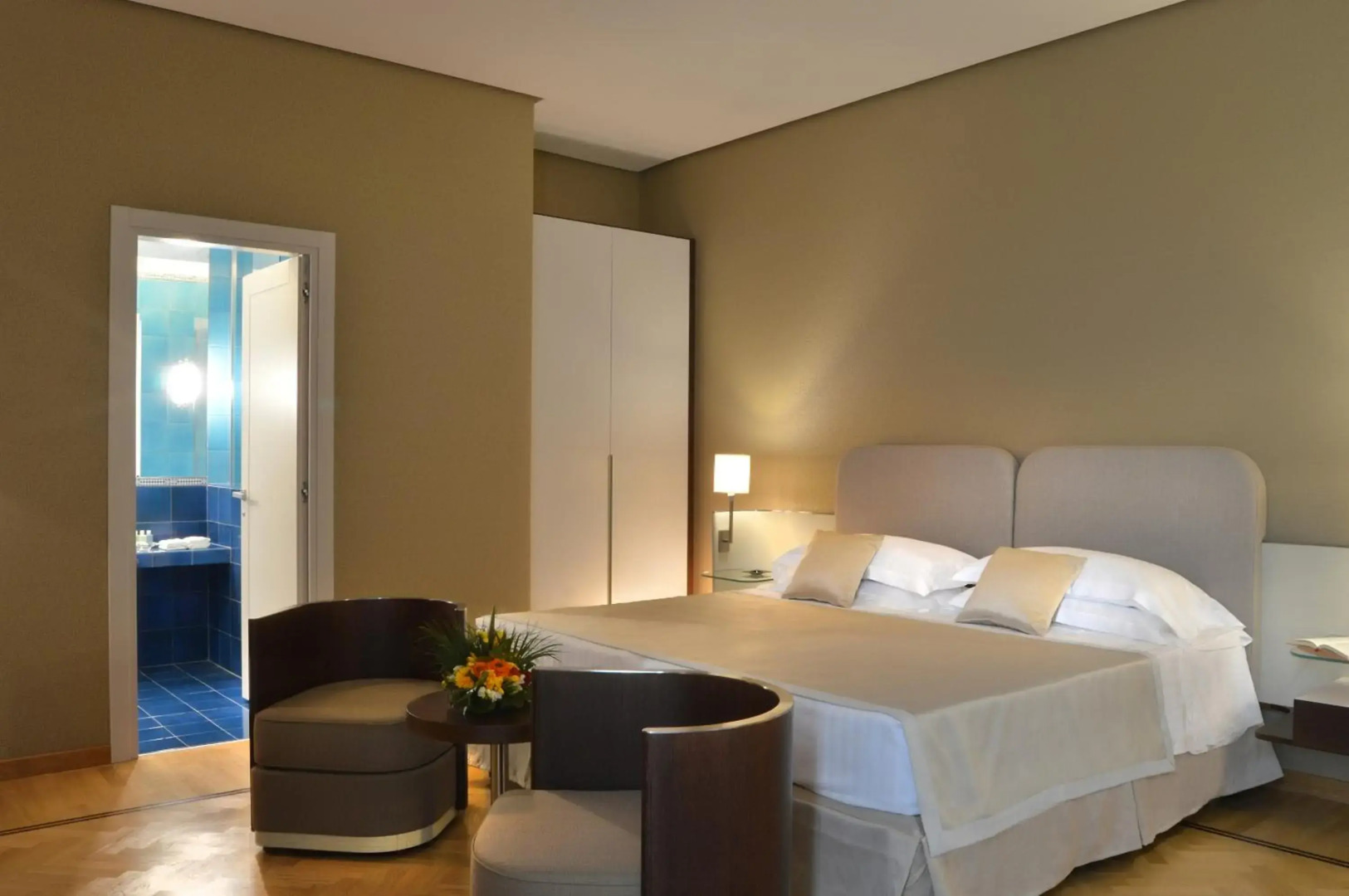 Foto - Palazzo Esedra