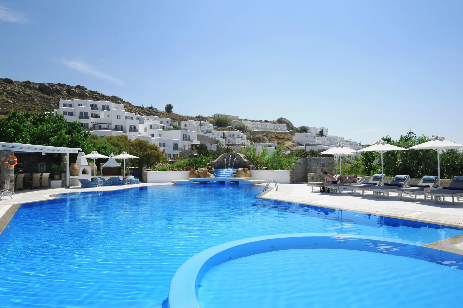 Photo - Kamari Hotel