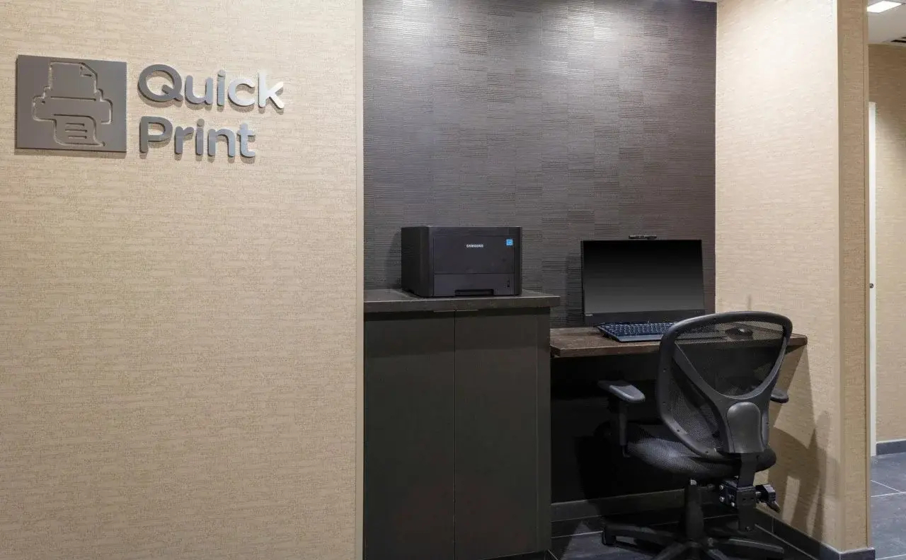 Photo - Courtyard by Marriott Indianapolis West-Speedway