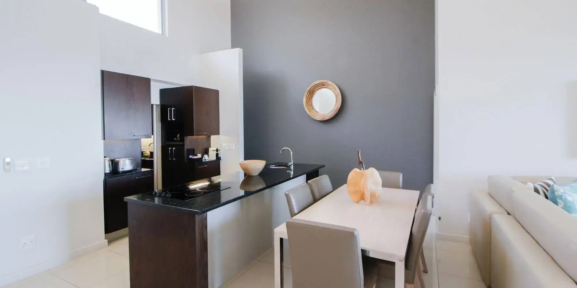 Photo - The Crystal Apartments