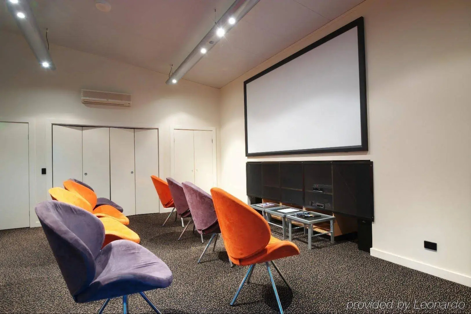 Foto - The Docks On Goodwin