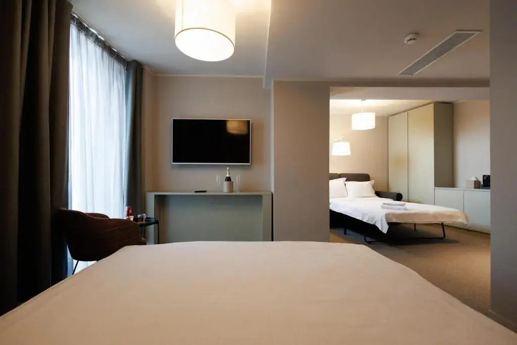 Photo - Millennium Hub & Hotel