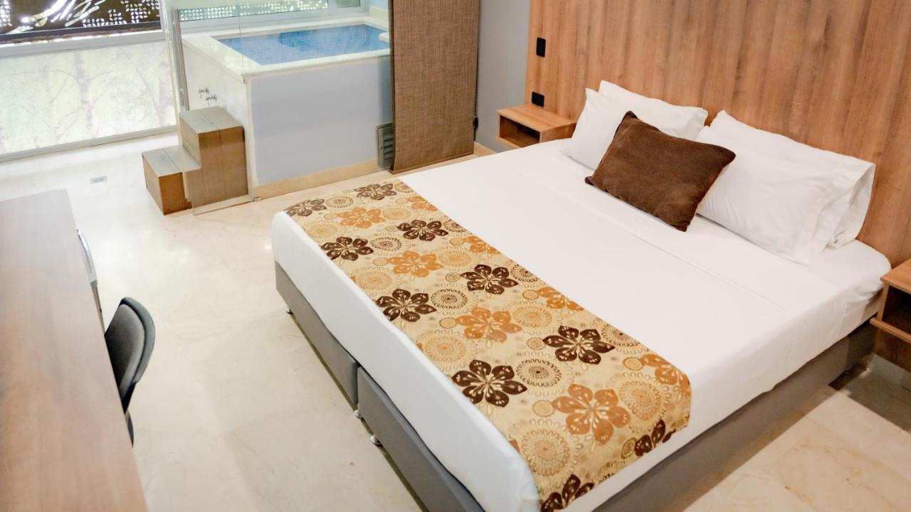 Foto - Hotel Madeiro