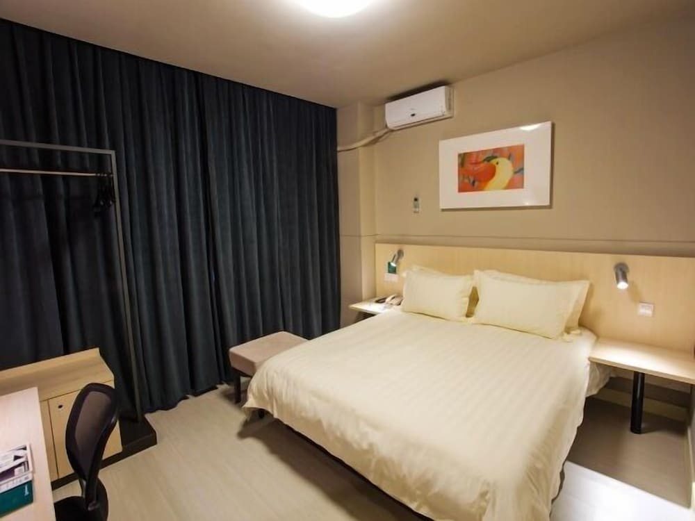 Jinjiang Inn Liuzhou Bubugao Square North Station
