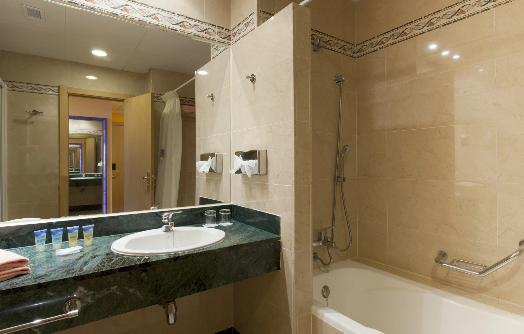 Photo - Playacartaya